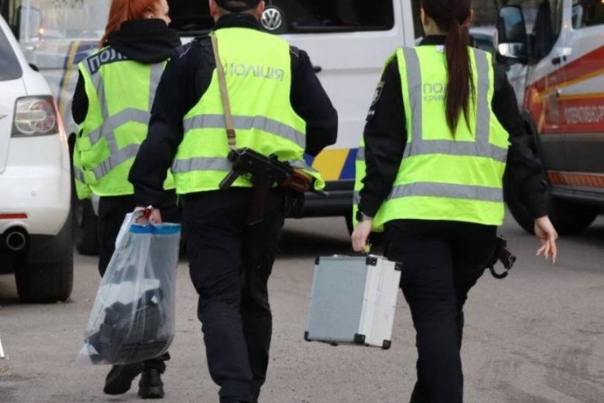 Впала на дах прибудови ТЦ: в Одесі поліція з'ясовує причини загибелі 11-річної дівчинки